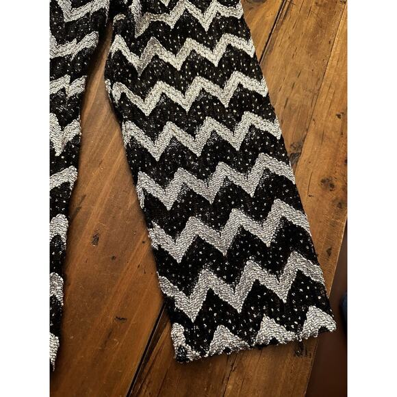 Alex Evenings Zigzag Black and White Blouse Set - Picture 16 of 16